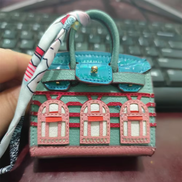 âš Mini Birkin - L'accessoire de Luxe Incontournable