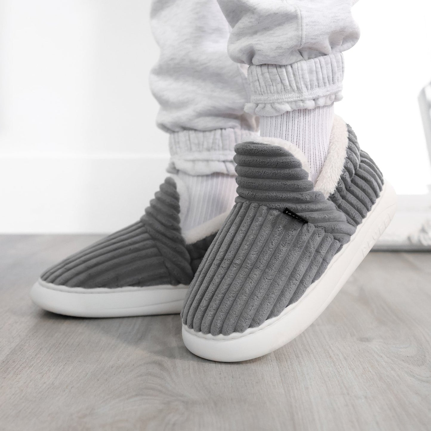 Pluffy | the soft and elegant slipper