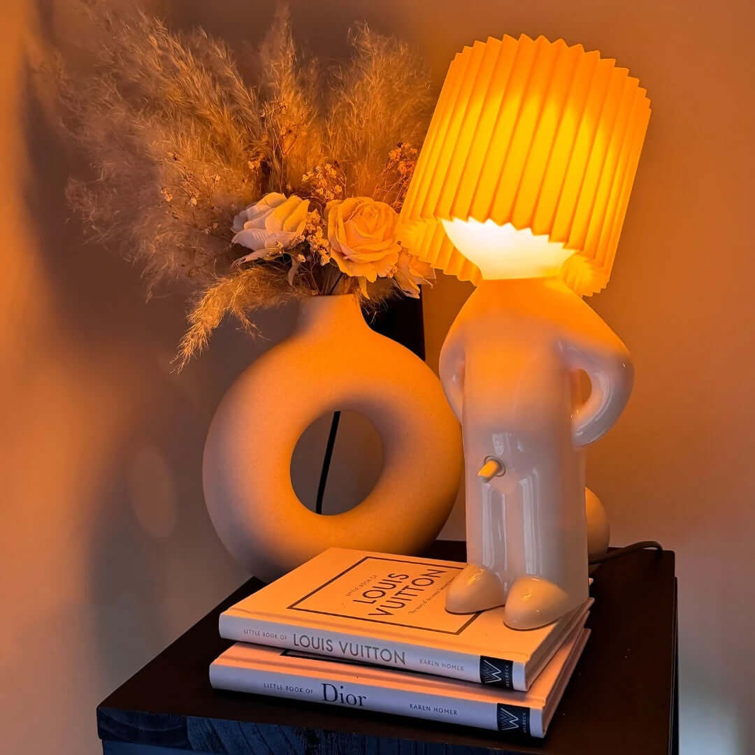 Modest Mike™– La Lampe au Bouton Magique 💡