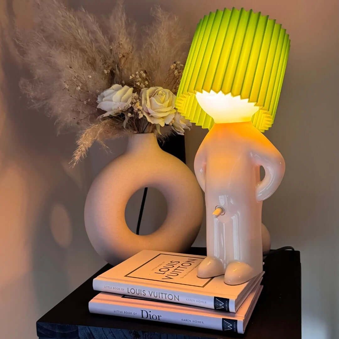 Modest Mike™– La Lampe au Bouton Magique 💡